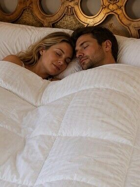 New Made For Westin Hotels & Resorts Down Alternative Duvet. Size Queen.